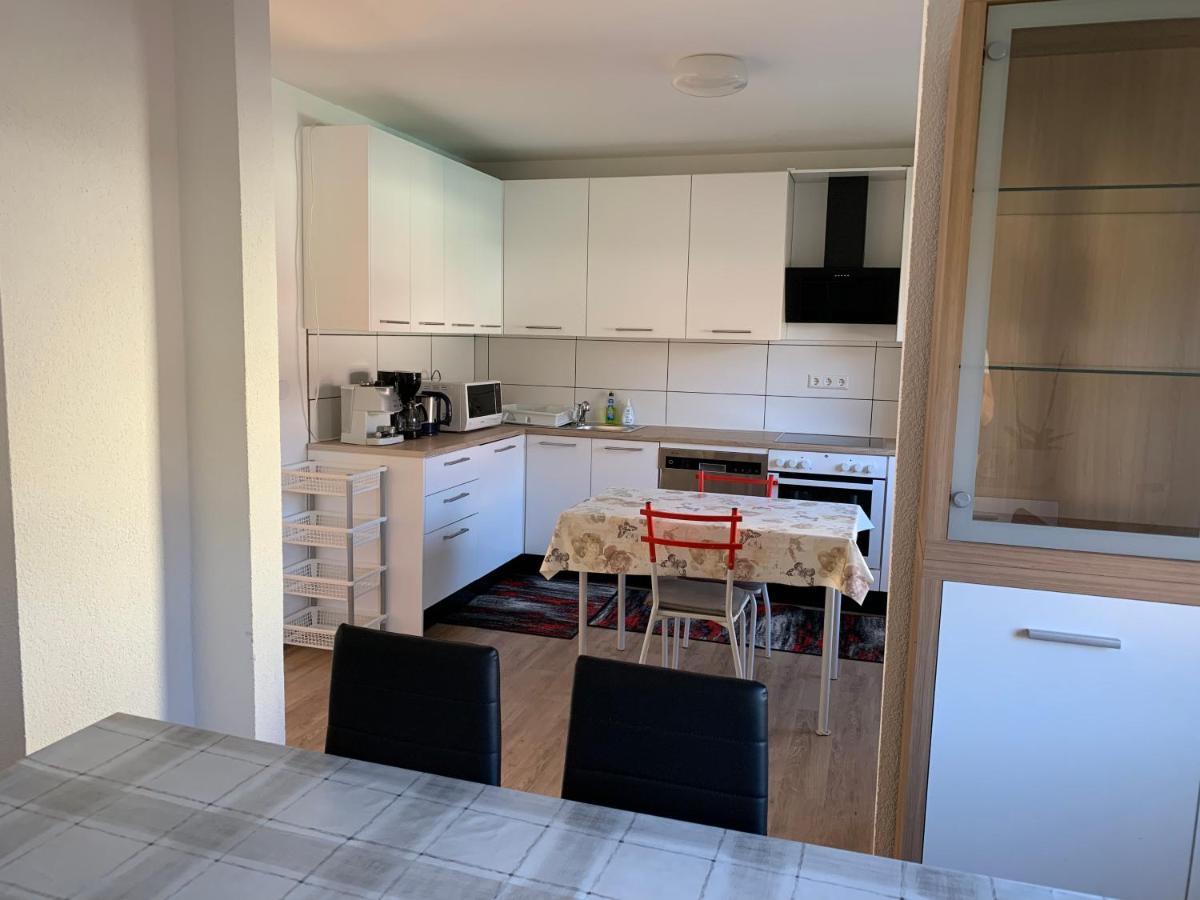 Monteurzimmer Ferienwohnung Kati Apt 1 Albstadt Eksteriør bilde